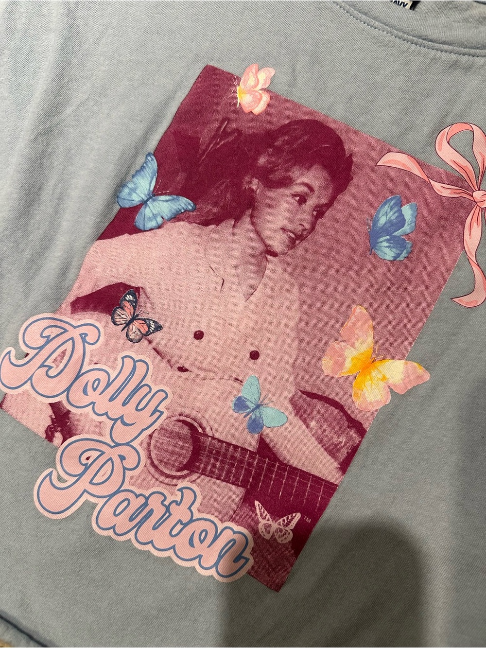 Dolly Parton Graphic Crop Tee - Picture 3 of 5